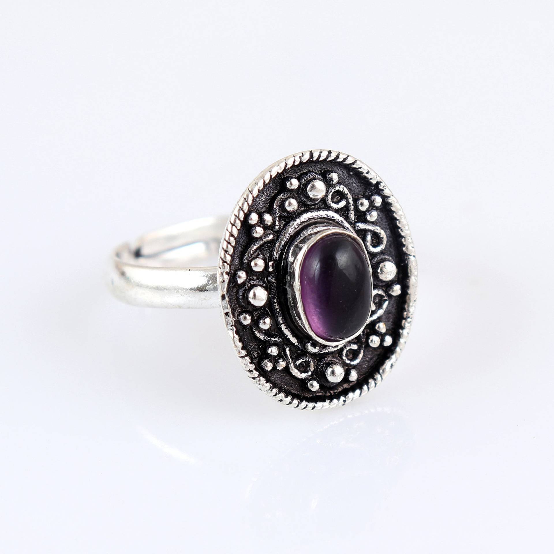 Amethyst Ring, 925 Sterling Silber Überzogener Oval Alle Größe Lila Frauen Brithstone Versprechen Ring von SilverArtisanJewels