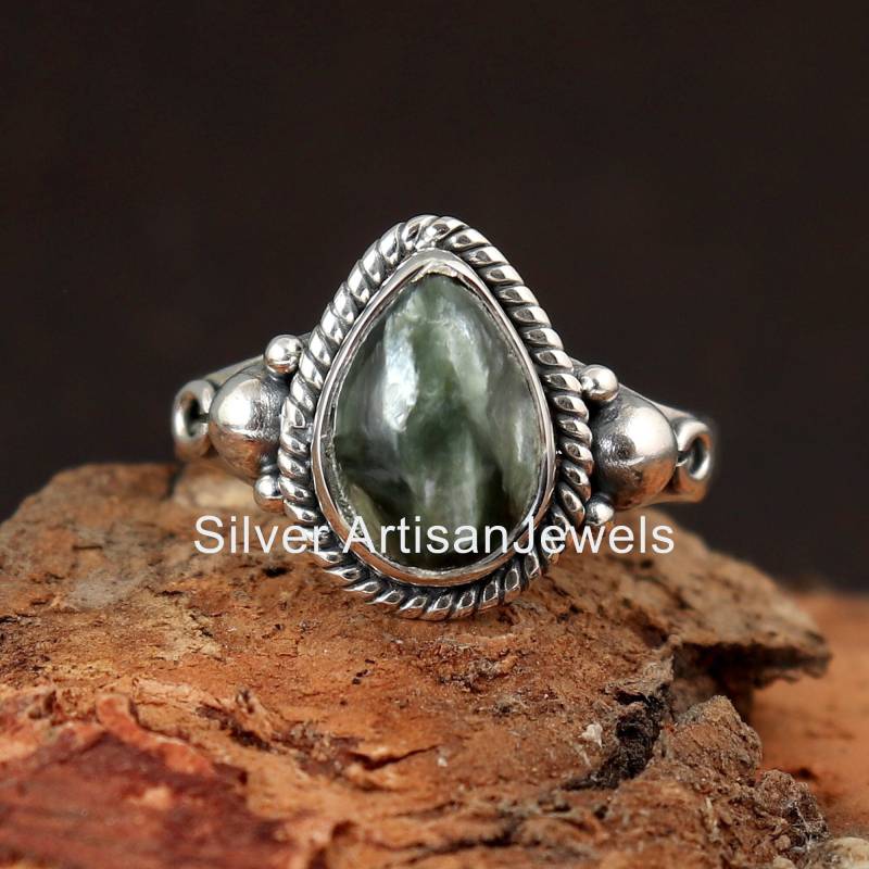 Best Sale Angebot Echter Seraphinit Ring, Handgemachter Grüner Silber Frauen Edelstein Statement Ringe, Boho Ring von SilverArtisanJewels
