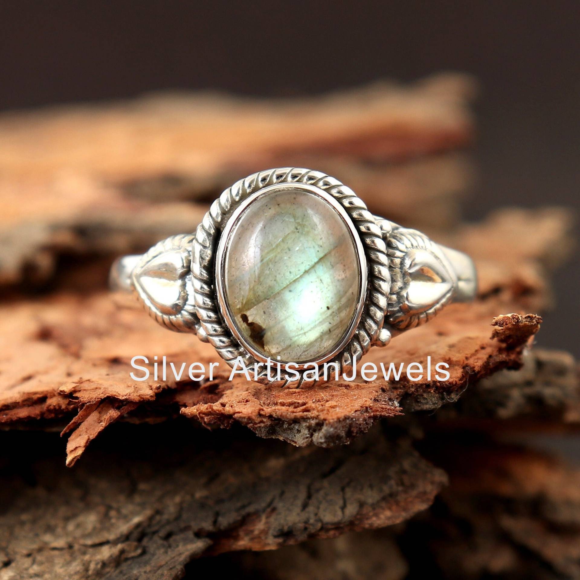 Natürlicher Blauer Labradorit Ring, Runder 925 Silber Feuer Edelstein Frauen Boho Geschenkidee, Gold Ring von SilverArtisanJewels