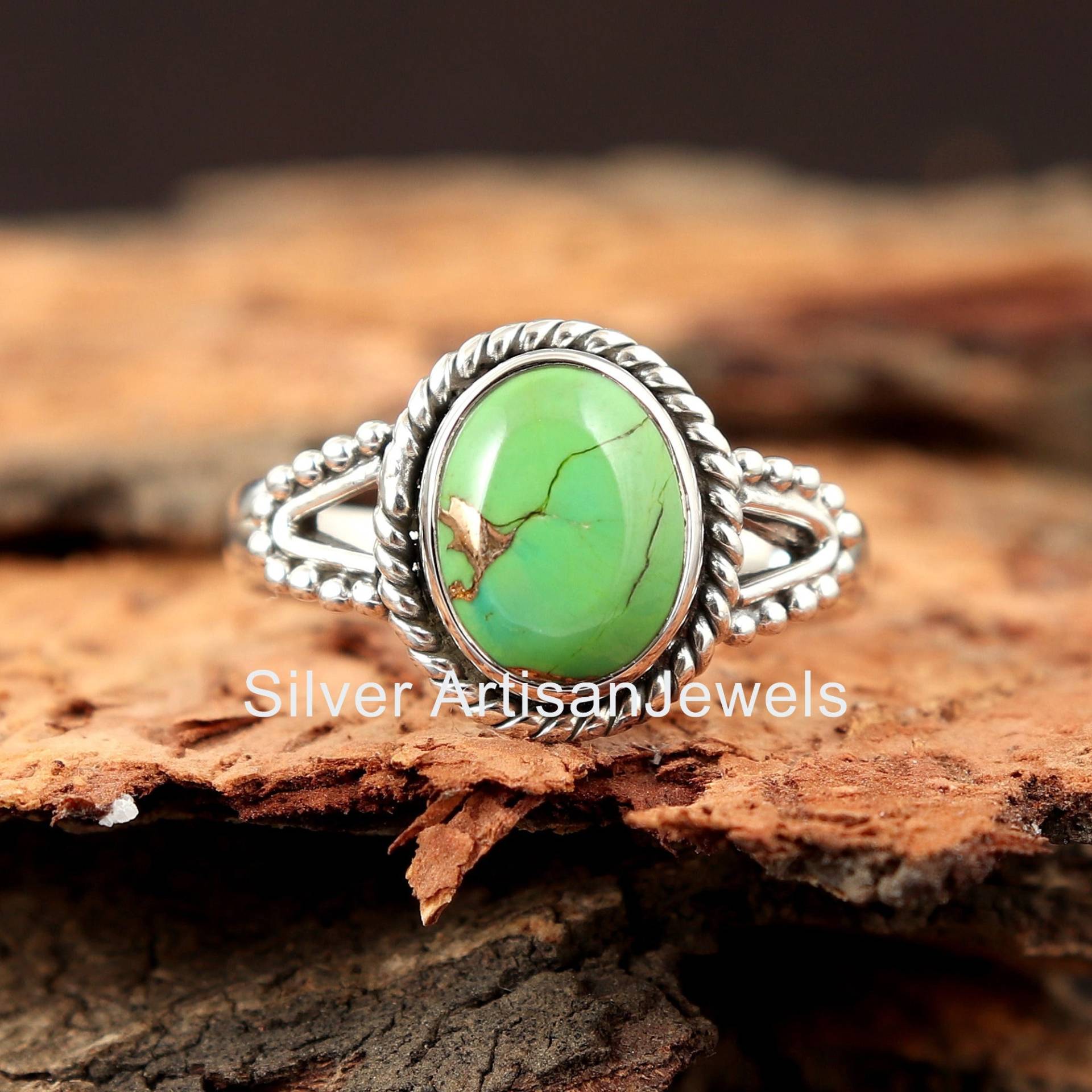 Natürlicher Grüner Kupfer Türkis Ring, 925 Silber Handgemachter Frauen Ring von SilverArtisanJewels