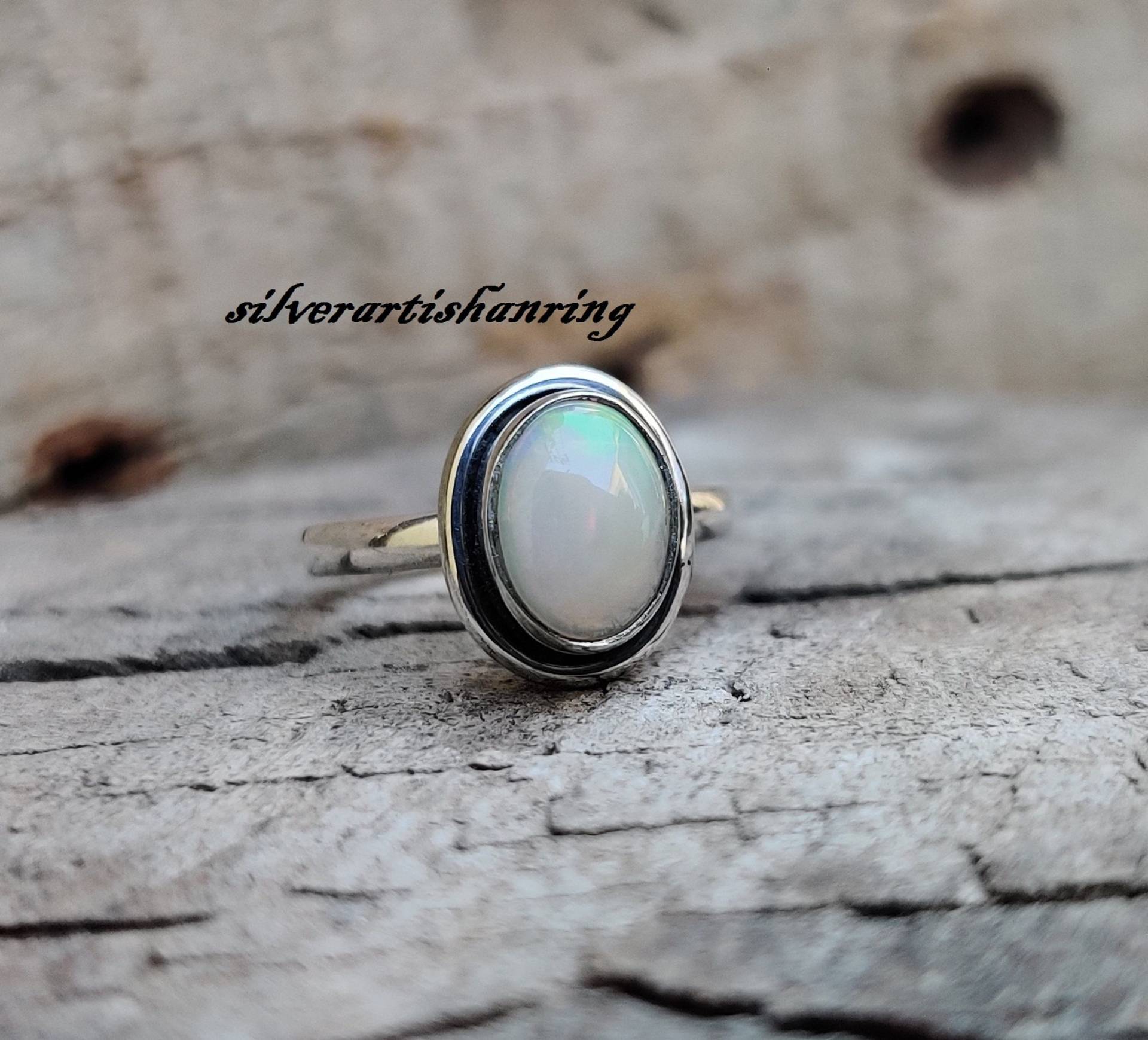 Beautiful Opal Ring , 925 Sterling Silver Band Promise Wedding Gift Handmade Lovely For Her von SilverArtisanRing