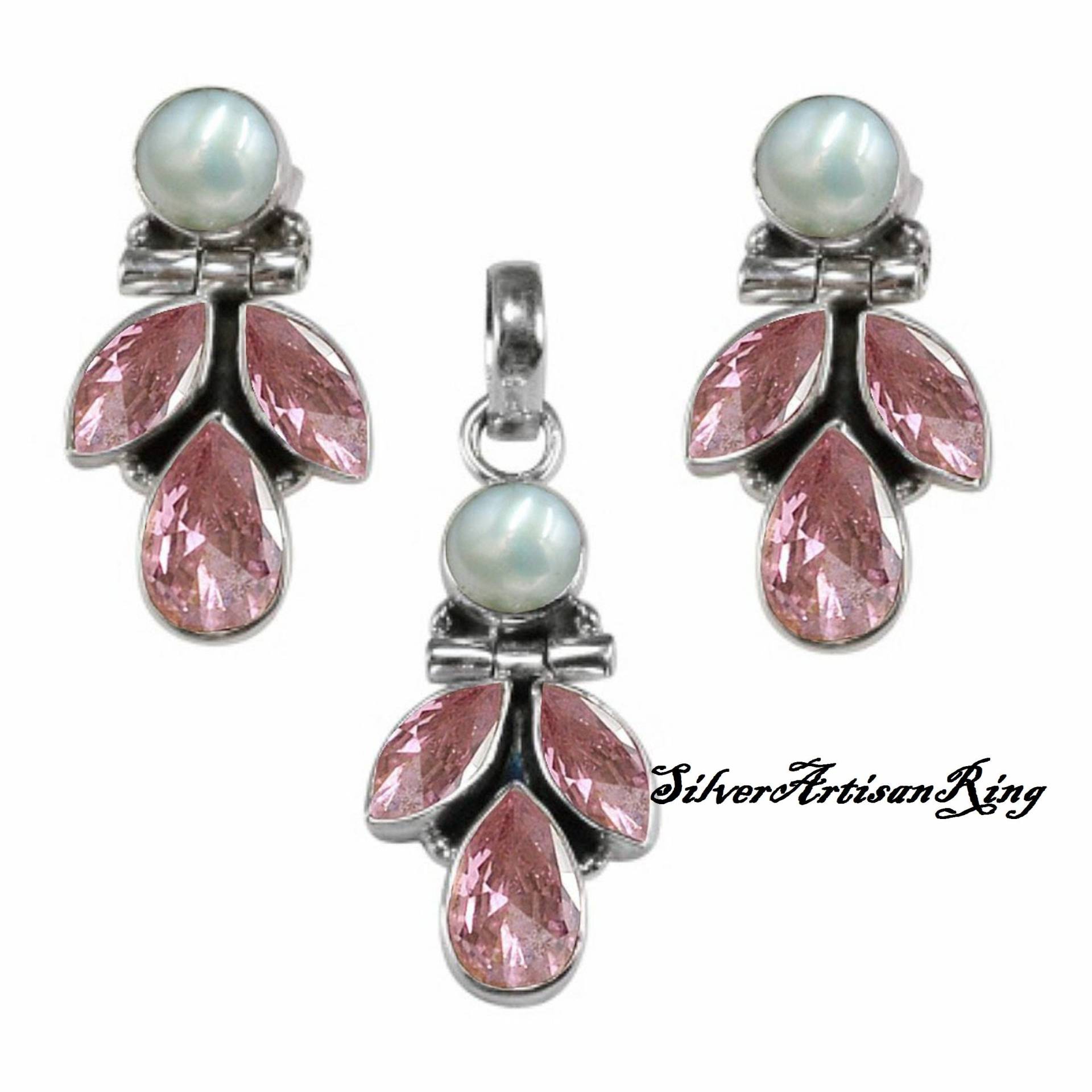 Rose Quartz Pendant/925 Silver Pendant/ Gemstone Fantabulous Marvelous Dainty Boho von SilverArtisanRing