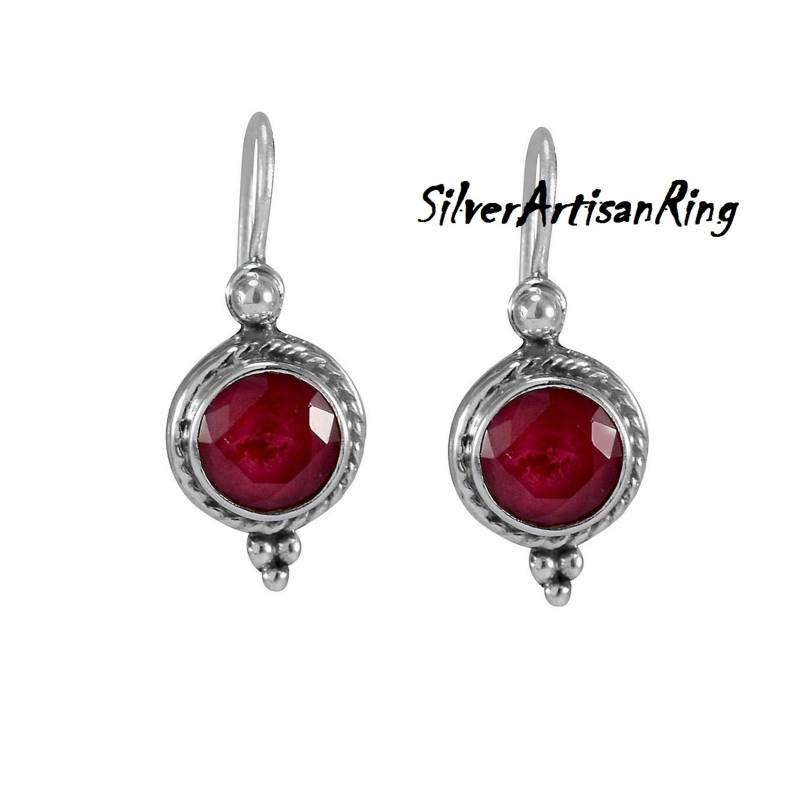 Ruby Earring 925 Sterling Silver Earring Handmade Dangle Gemstone Women Gift For Her von SilverArtisanRing