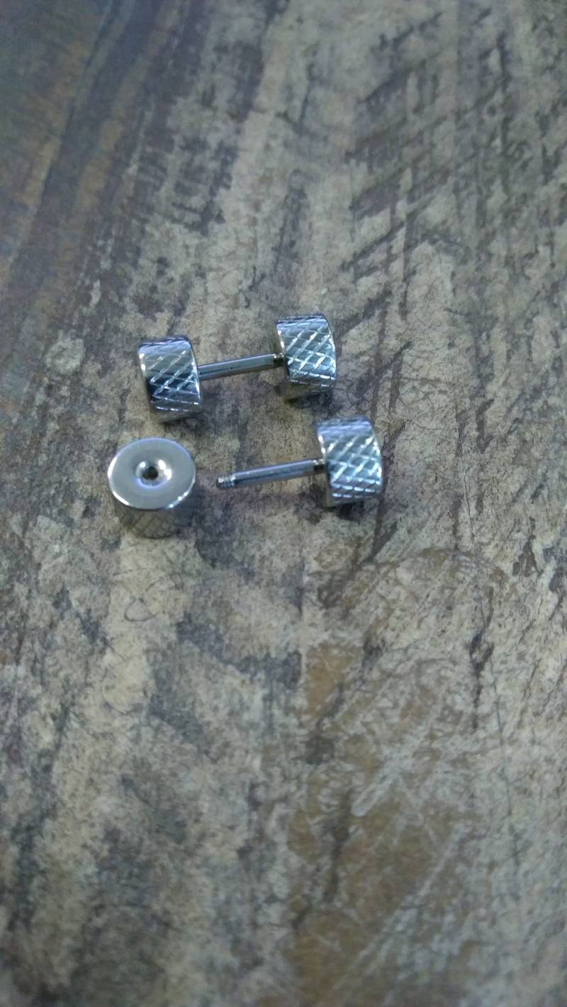 Spezial | 2 Paar Süße Hantel-Ohrstecker Zum Preis Von 1 - 316 Edelstahl Beide Teile Werden Zusammengeschraubt von SilverBeachJewels