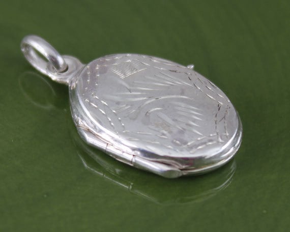 sterling Silber Oval Medaillon, Hochzeit Medaillon Anhänger, Lange Foto Blumen Geschenk Für Mama, Loc51 von SilverCharmsInc