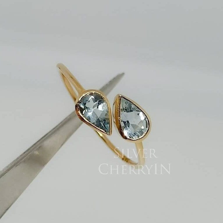 Gold Aquamarin Ringe, 14 Karat Gelbgold, Handgemachte Edelstein Weihnachtsgeschenk, Mädchen Oder Frauen Zierliche Versprechen Ringe von SilverCherryIN