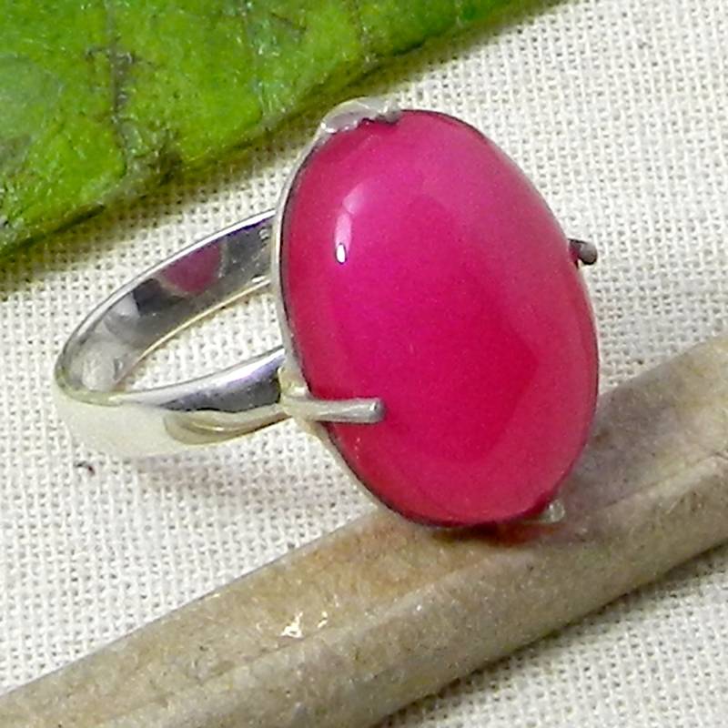 Fuchsie Chalcedon Sterling Silber Ring - Handgemachte Prong Set von SilverDesignerRings
