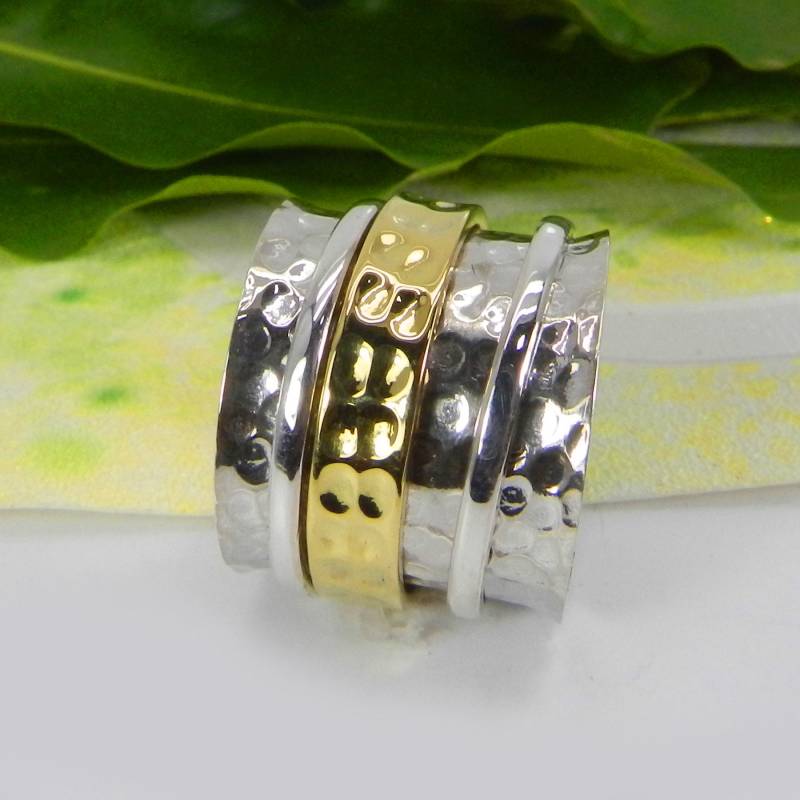 Gehämmerter Sterling Silber Spinner Ring Zweifarbiges Meditationsband von SilverDesignerRings