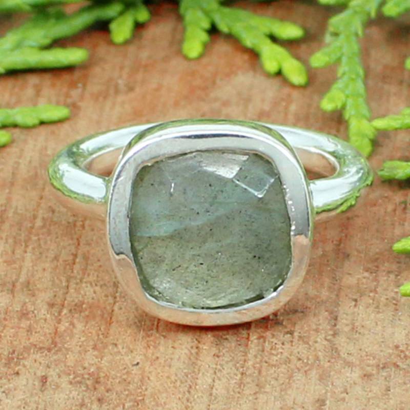 Handgefertigte Kissen Labradorit Sterling Silber Ring von SilverDesignerRings