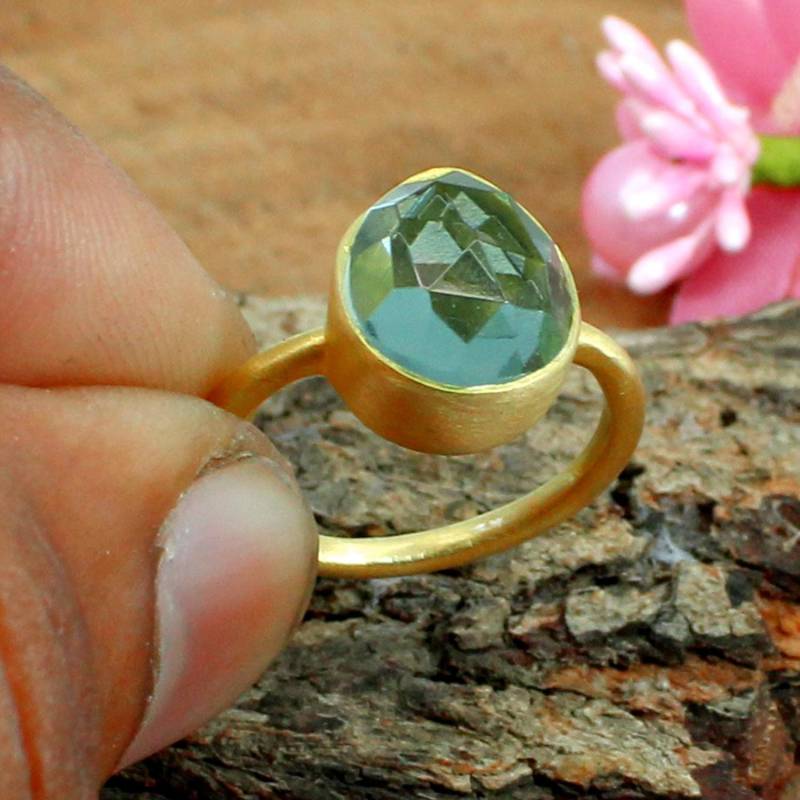 Handgefertigter Aquamarinring Aus 925Er Silber von SilverDesignerRings