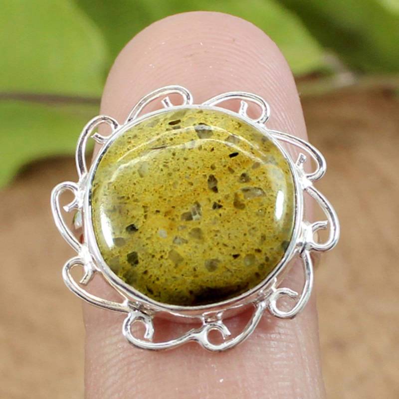 Handgemachter Gelber Jaspis-Ring Sterlingsilber-Rundstein, Größe 8 von SilverDesignerRings