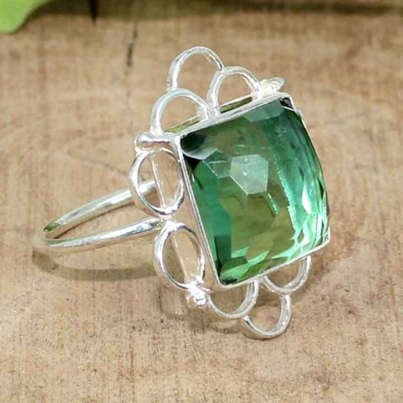 Handgemachter Grüner Amethyst Sterlingsilber Ring Boho Stein von SilverDesignerRings