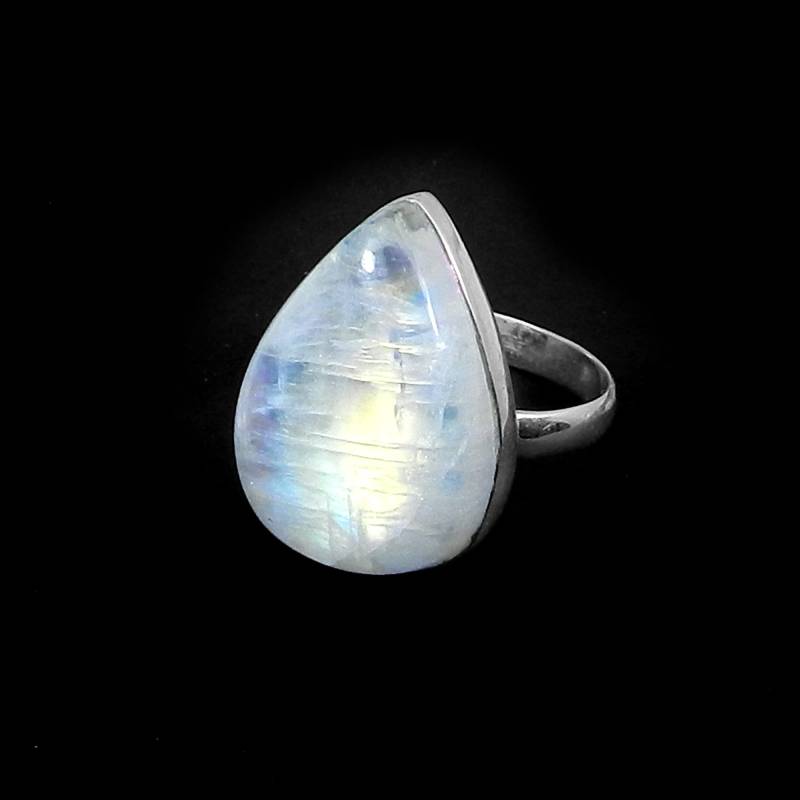 Handgemachter Pear Regenbogen Mondstein Ring Sterling Silber Edelstein Handgemachter Pear Regenbogen Mondstein Ring Sterling Silber Edelstein von SilverDesignerRings