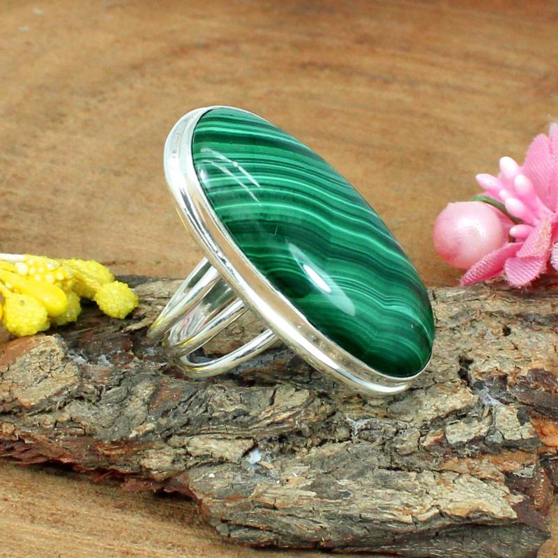 Oval Malachit Sterlingsilber Ring Großer Grüner Stein Lünette Ring von SilverDesignerRings