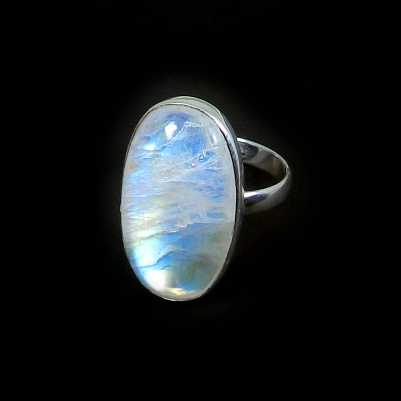 Oval Regenbogen Mondstein Ring Handgefertigter Boho Schmuck Aus 925 Sterlingsilber von SilverDesignerRings