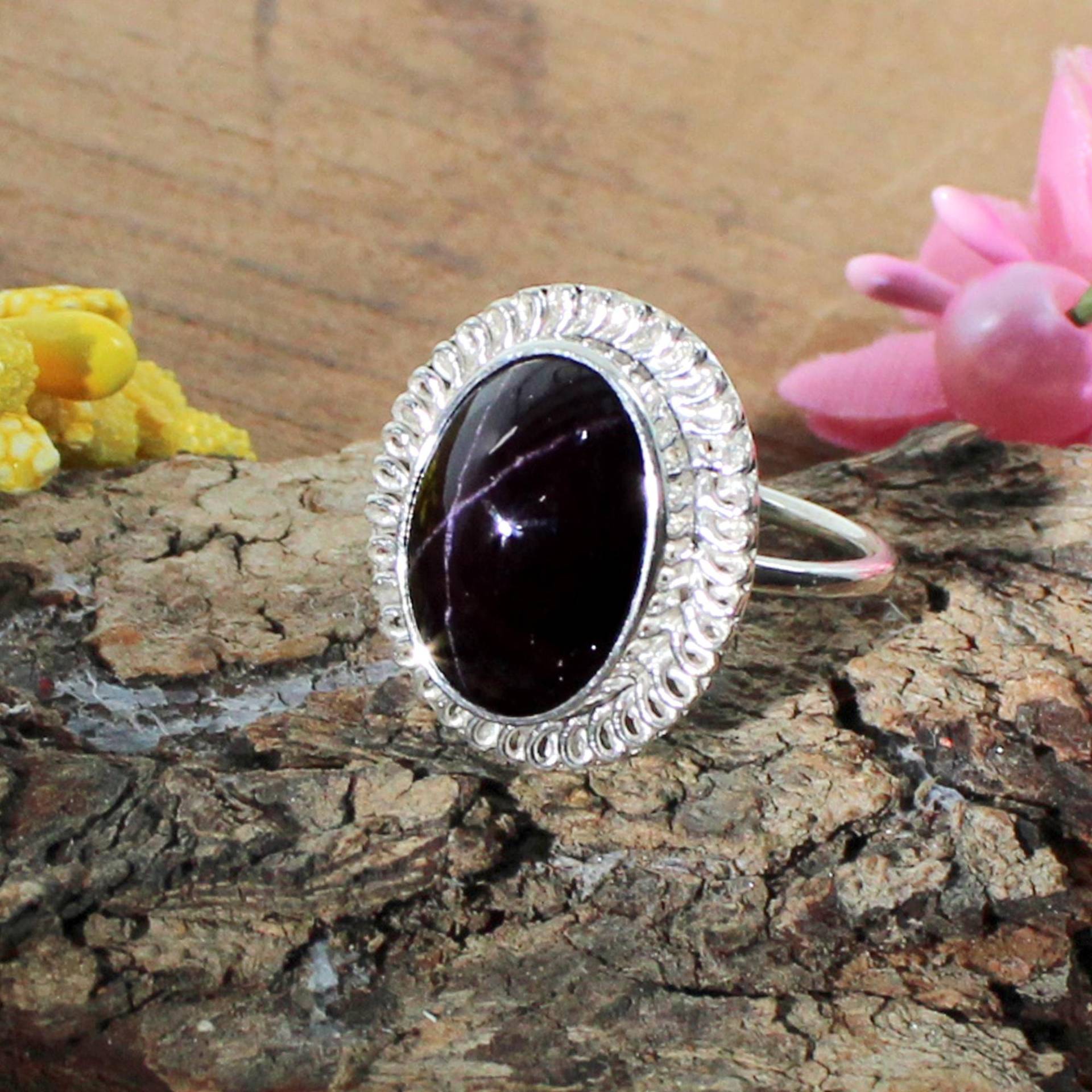 Ovaler Stern Granat Ring Boho Statement Ring Aus Sterlingsilber von SilverDesignerRings