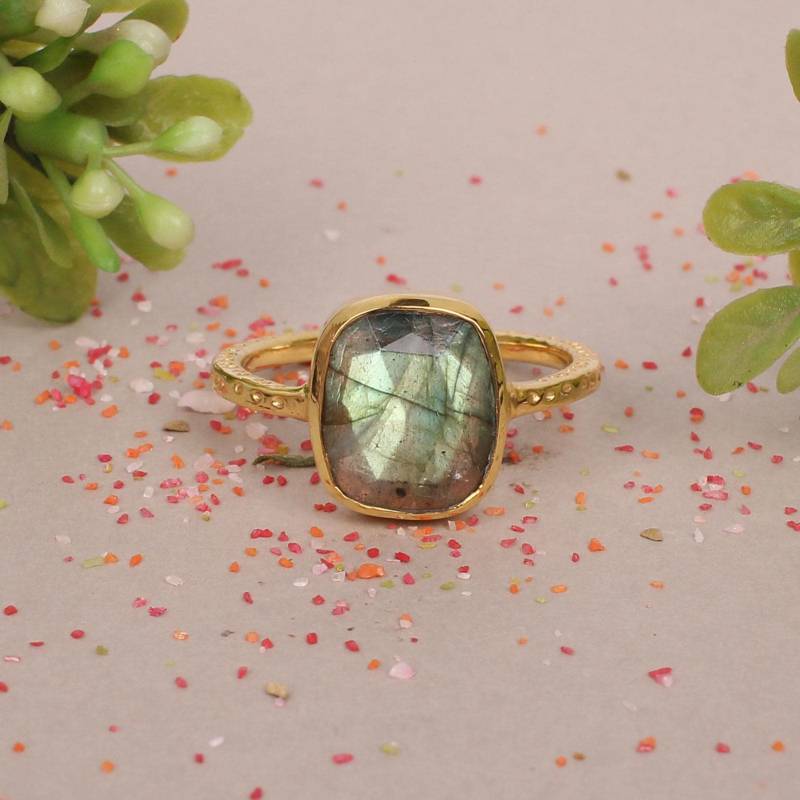 Regenbogen Labradorit Ring Vergoldetes Sterling Silber, Handgemacht von SilverDesignerRings