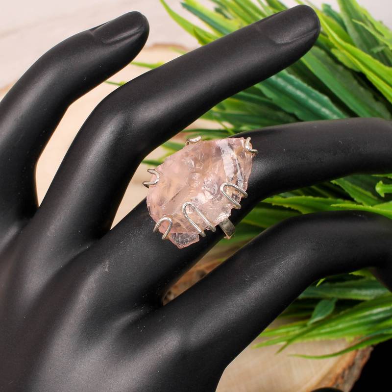 Rosenquarz Ring, Rohsteine, 925 Sterling Silber Prong Set, Handgemachter Rosa Rauer Frauenring, Ringe von SilverDesignerRings