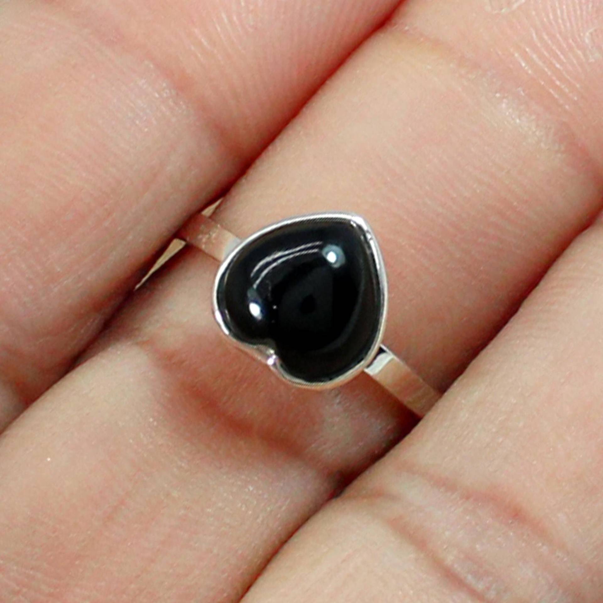 Schwarzer Onyx Herz Ring Großer Sterling Silber Edelstein von SilverDesignerRings