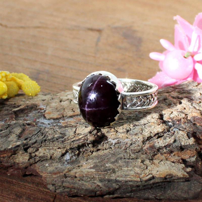 Sterngranat Ring Oval Solitär, 925 Sterling Silber, Januar Geburtsstein von SilverDesignerRings