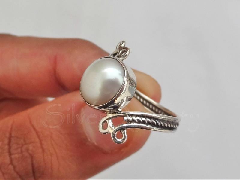 Handgemachte Sterling Silber Perle Ring 8 Mm Edelstein von SilverDynasty