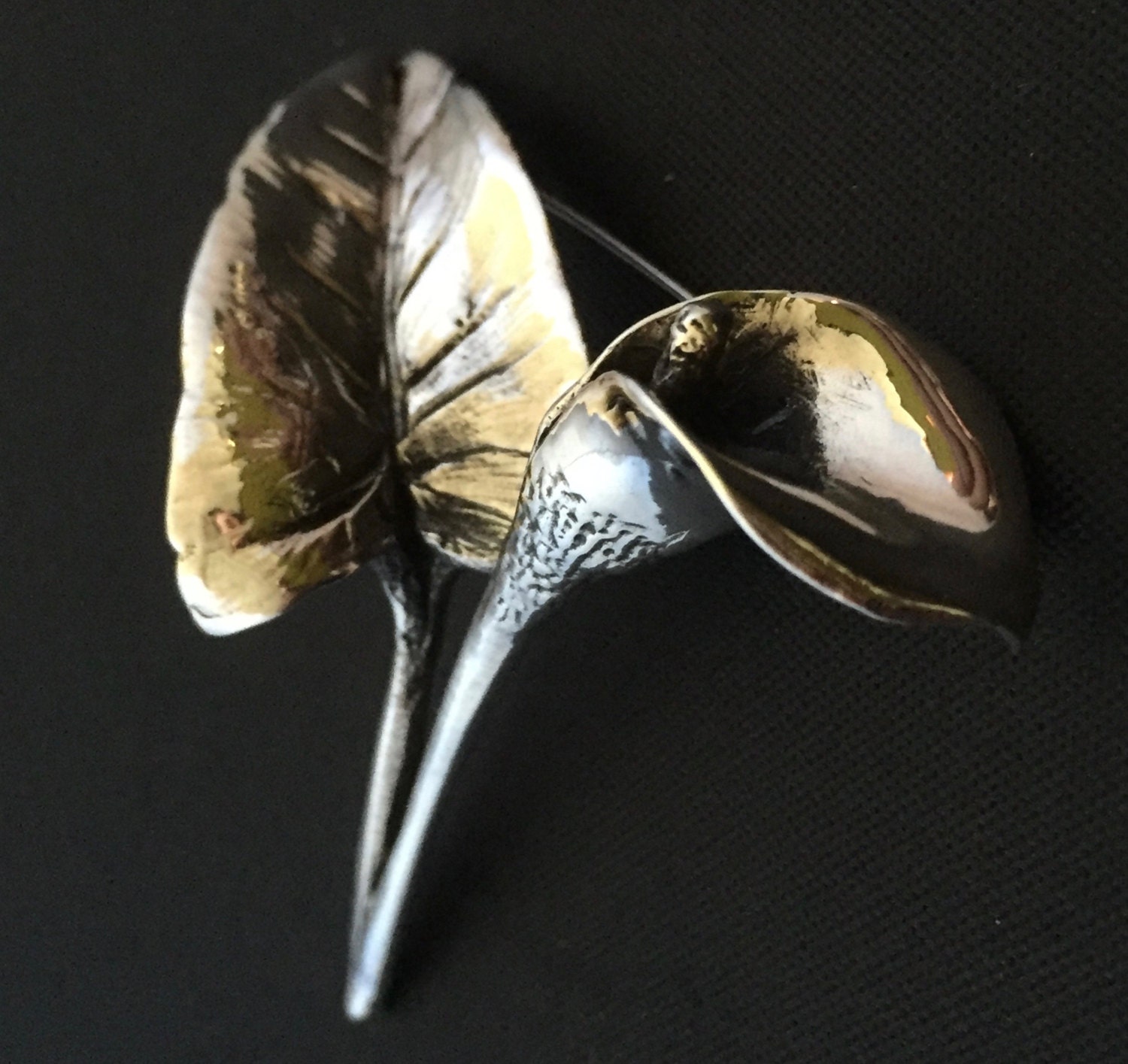 Lilien Brosche - Große Arum-Lilie Aus Massivem Sterling Silber Lilien Brosche - Große Arum-Lilie Aus Massivem Sterling Silber von SilverEarthDesign
