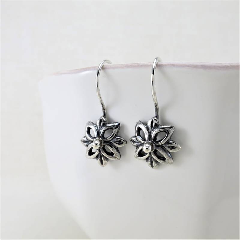 Lässige Alltag Schläfer Ohrringe, Zierliche Handgemachte Kleine Tropfen Boho Baumeln Nickelfreie Teen Girl Geschenkideen von SilverEchoes