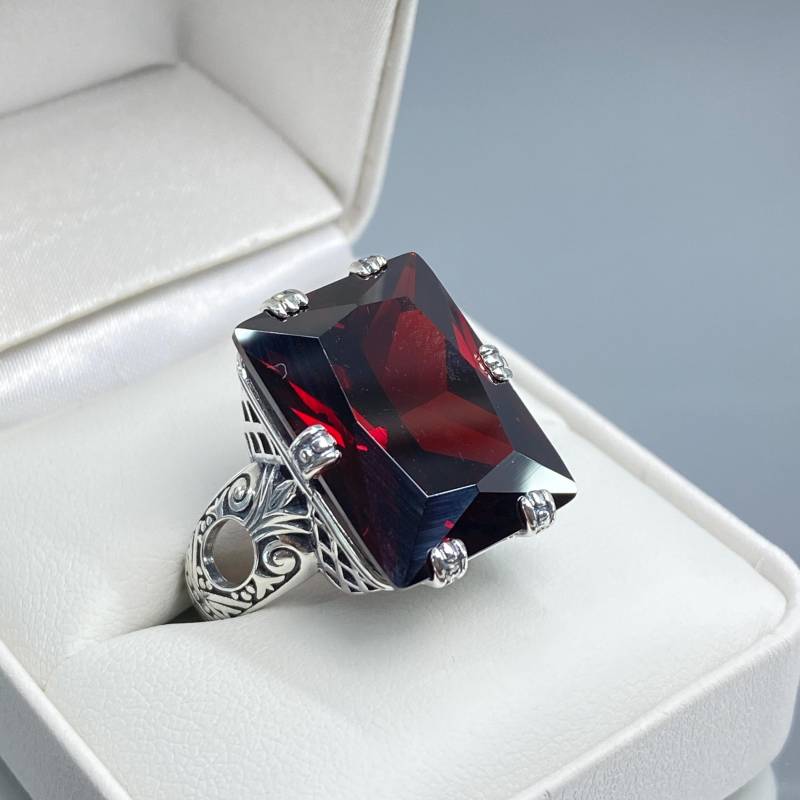 Granat Cz Ring | 925Er Silber Big 30Ct Rechteck Rot Zirkonia Gem Art Deco 1930's Filigran [Spezialanfertigung] Design # 104 von SilverEmbraceJewelry