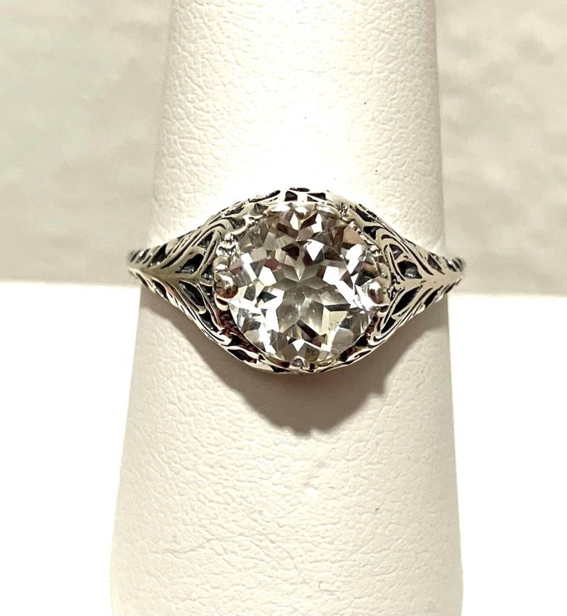 Natürlicher Weißer Topas Ring | Größe 8, 5 Solitär Ehering Sterling Silber 925 Rund Jugendstil Blatt Filigran [Auf Lager] Design#198 von SilverEmbraceJewelry