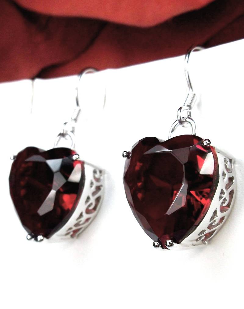 Roter Rubin Herz Ohrringe/Massiv Sterling Silber Simulierter Edelstein Anhänger [Spezialanfertigung] Design#132, Design#213 von SilverEmbraceJewelry