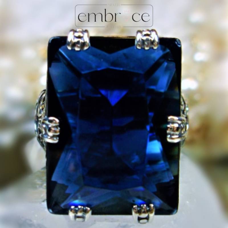 Großer Saphir Ring | 925Er Silber Großes 30 Karat Rechteck Simulierter Edelstein Art Deco 1930S Filigran [Spezialanfertigung] Design # 104 von SilverEmbraceJewelry