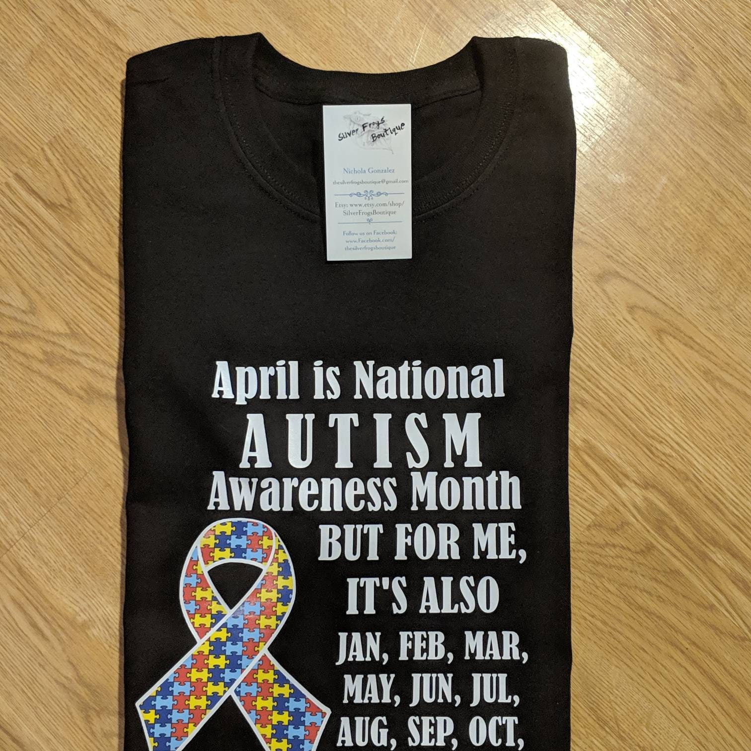Autism Awareness Shirt - April Ist Month, Aber Für Mich Es- Puzzleteil Ribbon von SilverFrogsBoutique