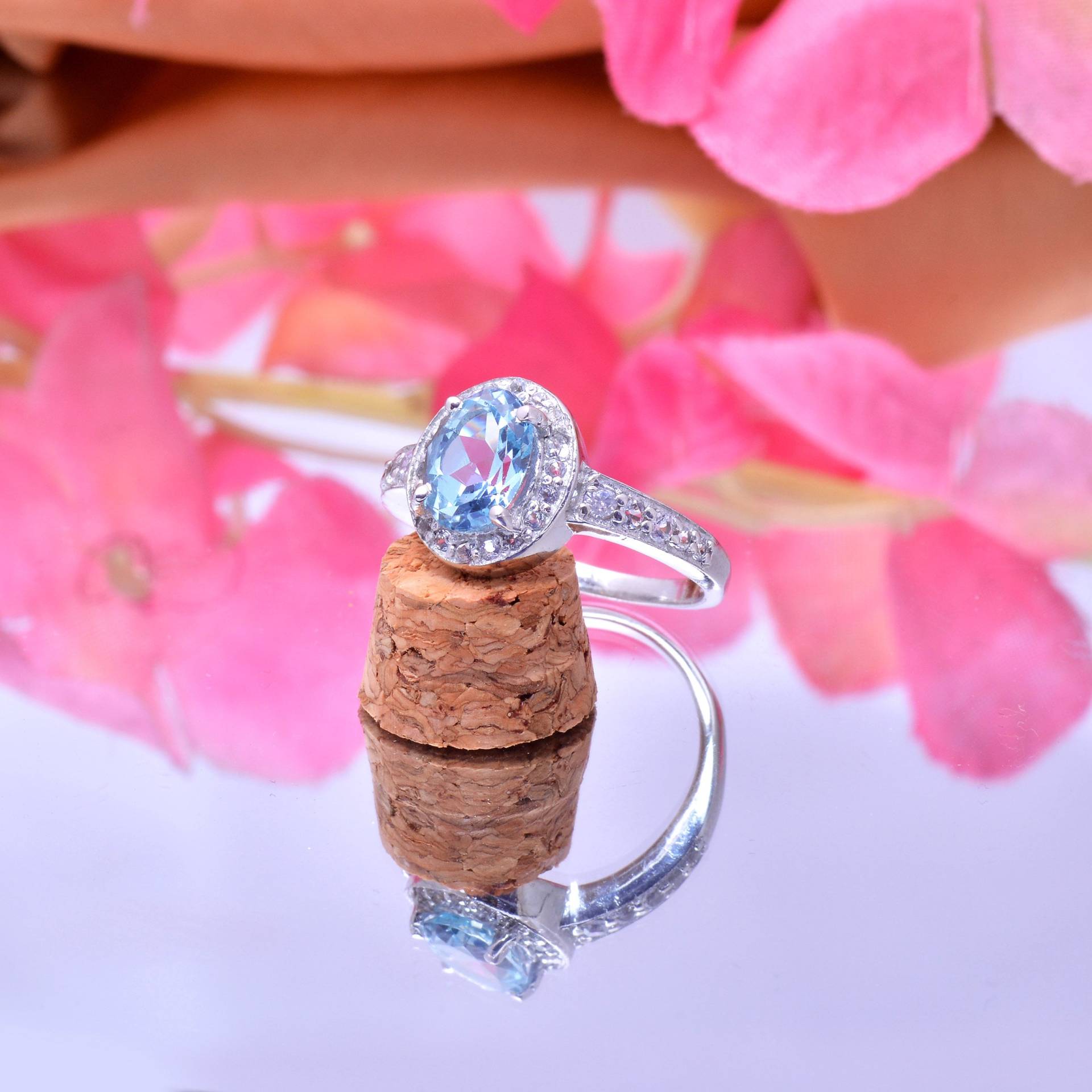 925 Sterling Silber Aquamarin Ring ~ Natürlicher Edelstein Ovaler Boho Zierliche Handgemachte Geschenk Für Sie von SilverGlareJewelry