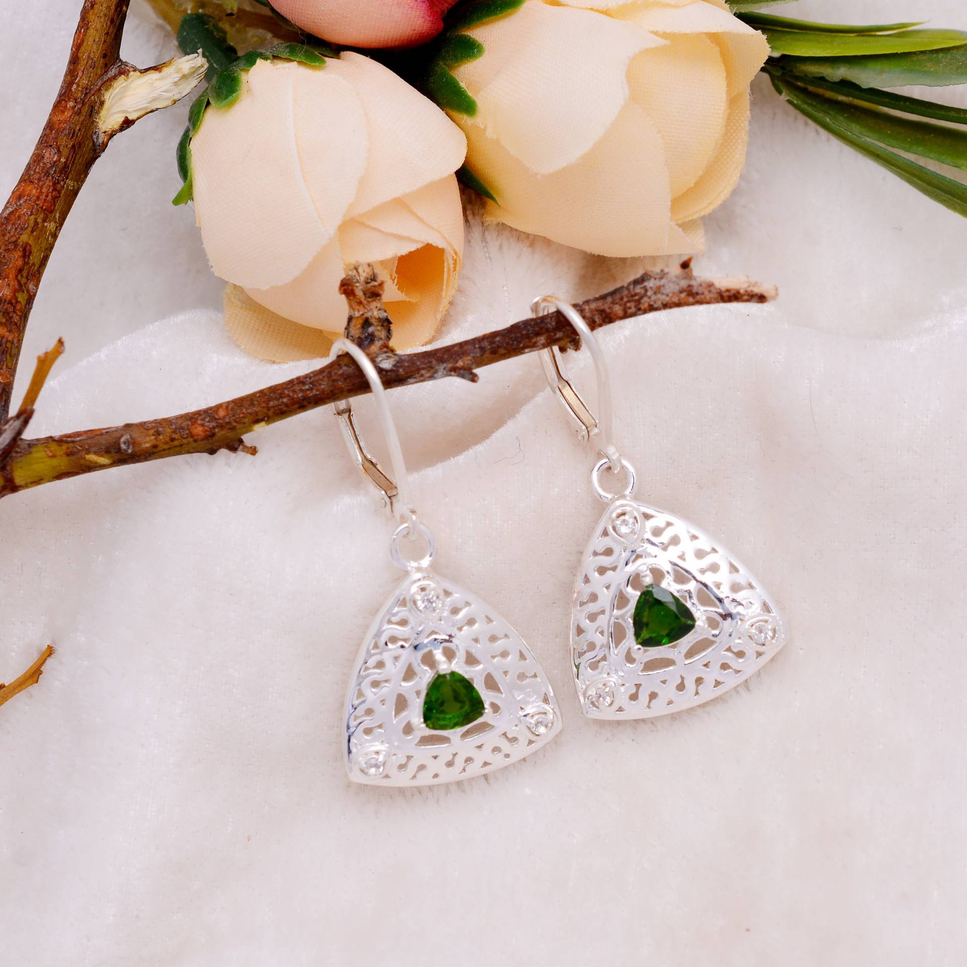 Chrom Diopside Edelstein Sterling Silber 925 Ohrringe ~ Natürliche Baumeln Handgemachte Lever Back Hooks Stp06 von SilverGlareJewelry