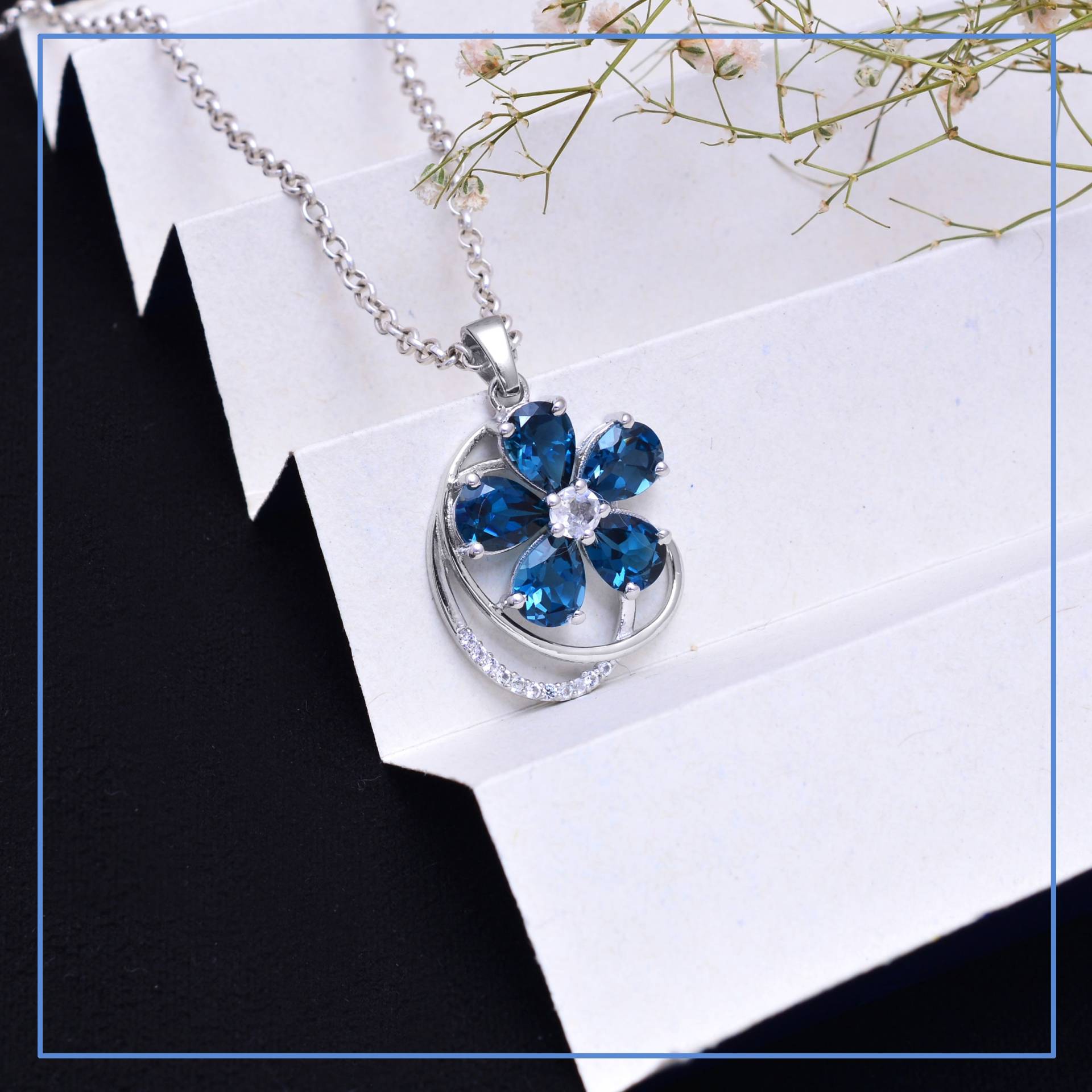 London Blue Topaz 925 Sterling Silber Anhänger ~ Natur Blautopas Blume Feiner Handgemachter Halskette Schmuck Geschenke Für Sie von SilverGlareJewelry