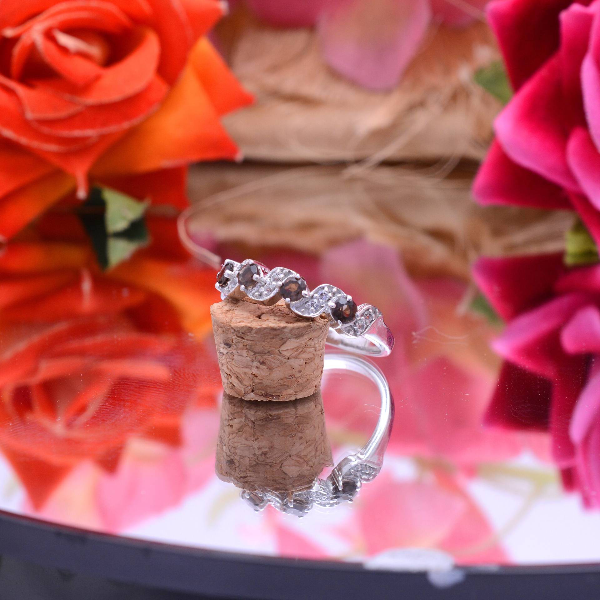 Natürlicher Brauner Rauchsteinring ~ 925 Sterling Silber Zierliche Handarbeit Rauch Edelstein Ring Versprechungsring Valentinstagsgeschenk Für Sie von SilverGlareJewelry