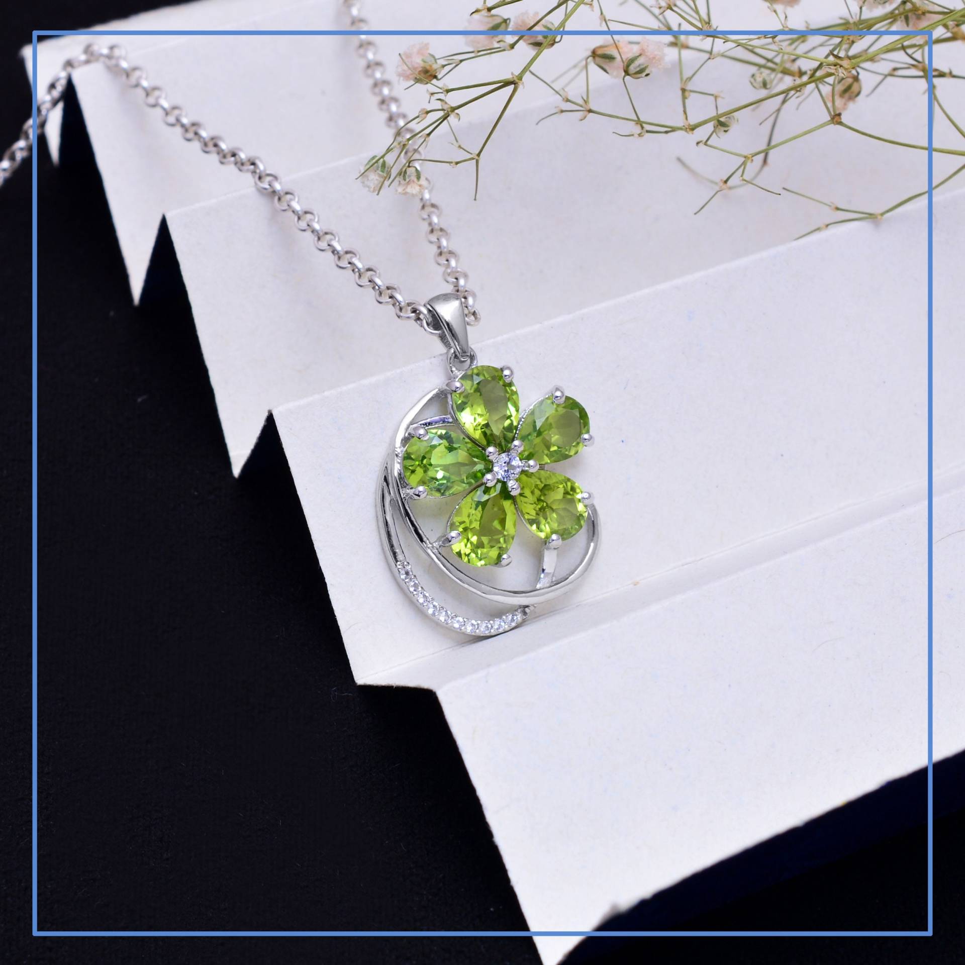 Peridot Sterling Silber Anhänger ~ Natürlicher 925 Blume Feiner Handgemachter Halskette Schmuck Geschenkideen Für Sie Rk135 von SilverGlareJewelry