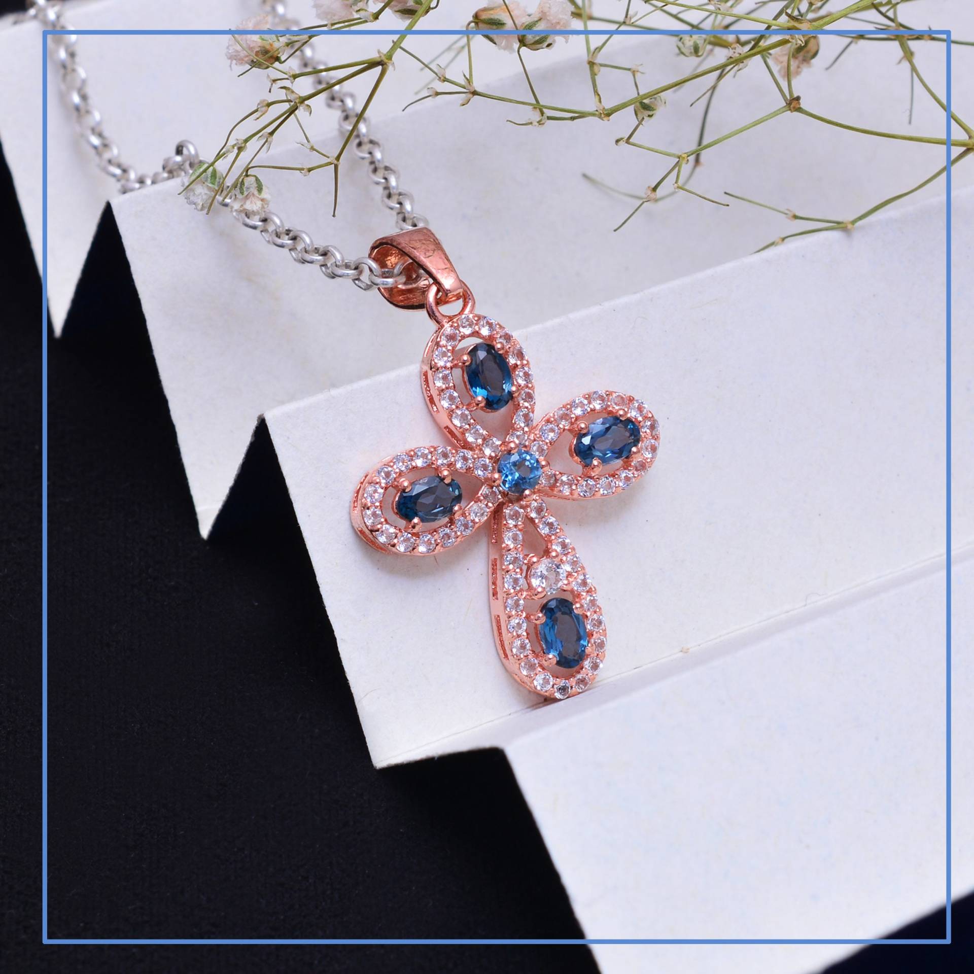 Roségold Sterling Silber London Blautopas Kreuz Anhänger ~ Echter Fein Blauer Topas 925 Halskette Geschenkideen Für Sie Sdp02 von SilverGlareJewelry