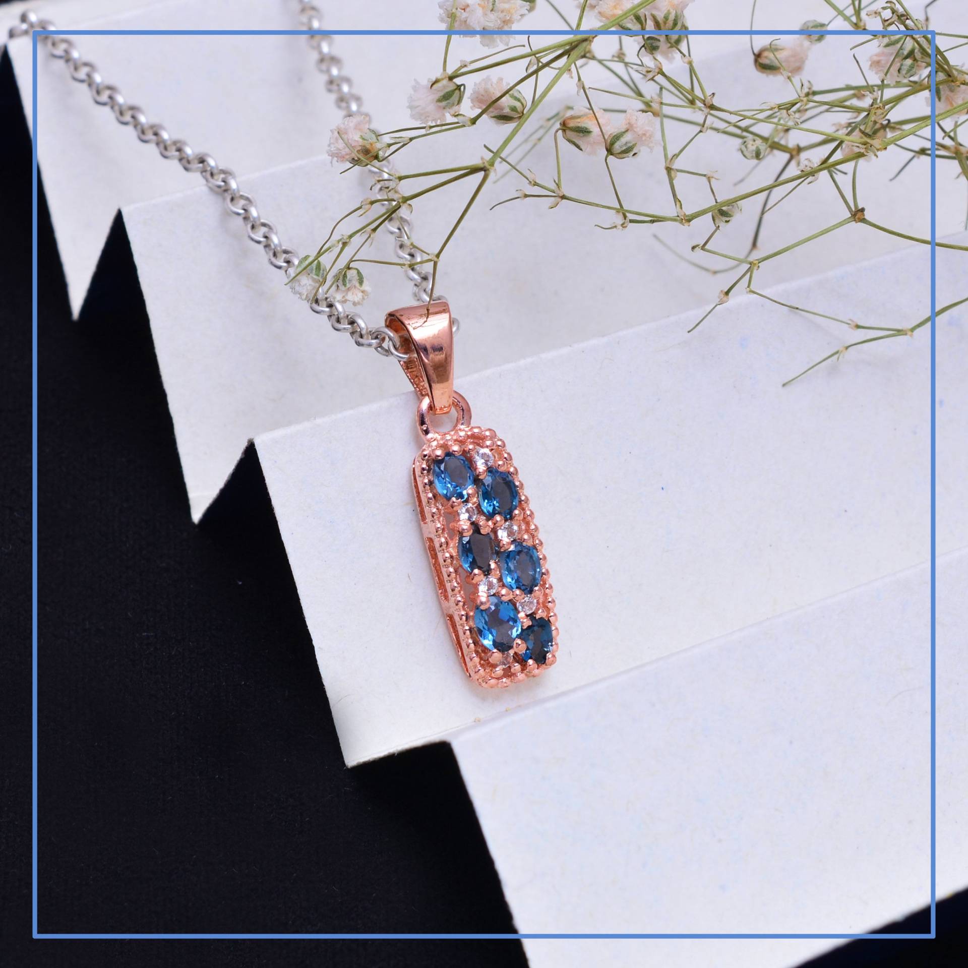 Rosegold Sterling Silber London Blue Topas Feiner Anhänger ~ Amazing Topaz 925 Vertikal Halskette Geschenke Für Sie Rb0052 von SilverGlareJewelry