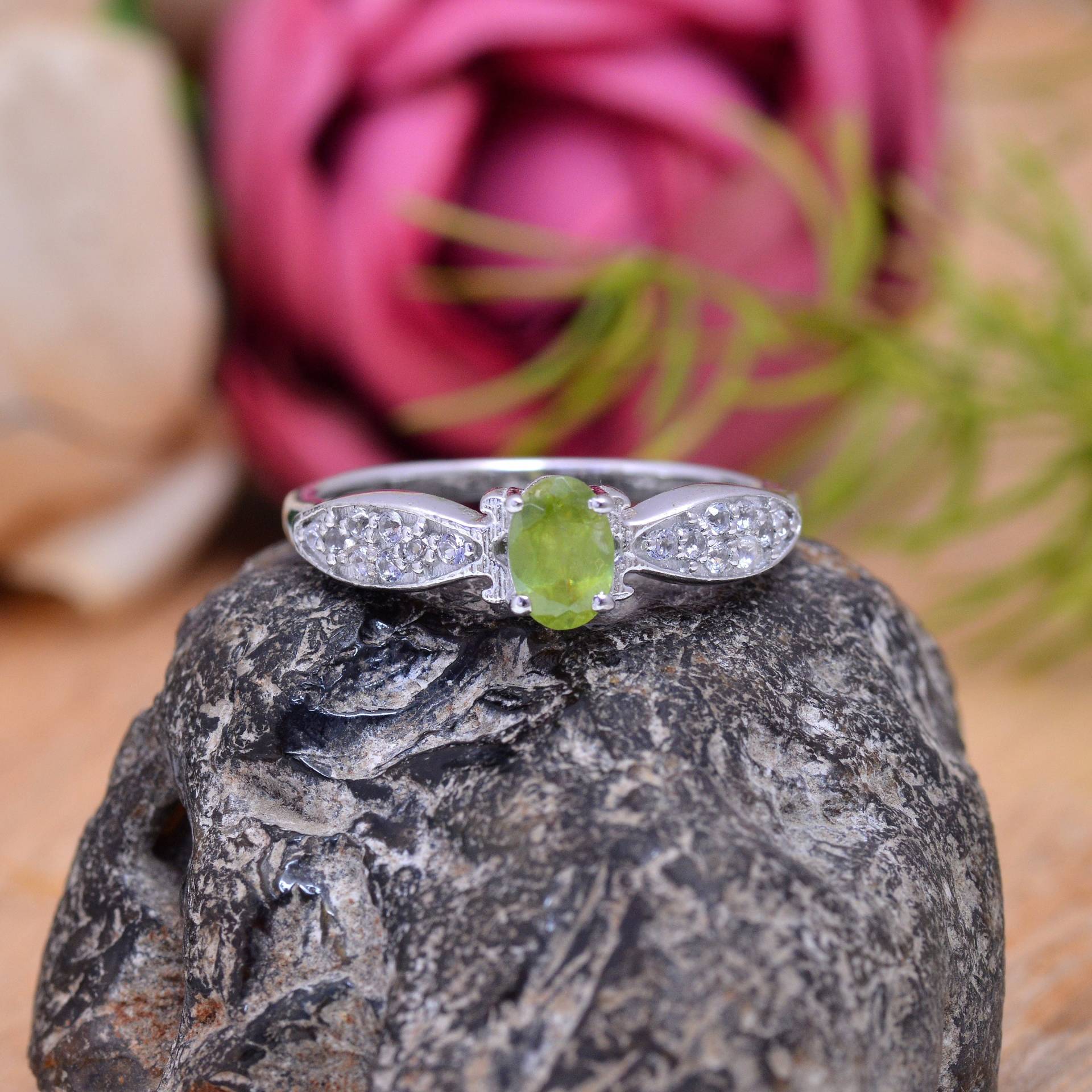 Sphene Titanit 925 Sterling Silber Ring ~ Edelstein Natürlicher Fancy Verlobungsring Zierliche Braut Geschenk von SilverGlareJewelry