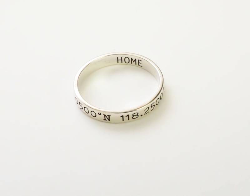 Benutzerdefinierte Koordinaten Ring Personalisierter Stapelbarer Namensring Länge Breite Schmuck Beste Freundin Geschenk Mutter Weihnachtsgeschenk von SilverHandwriting