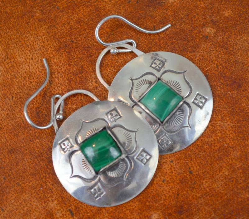 Silber Und Malachit Ohrringe Silber Und Malachit Ohrringe von SilverHollyhocks