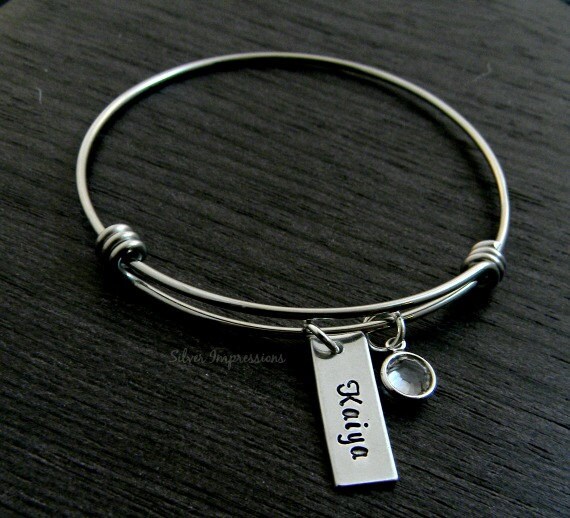 Hand Gestempelt Draht Armreif - Personalisierte Armband von SilverImpressions