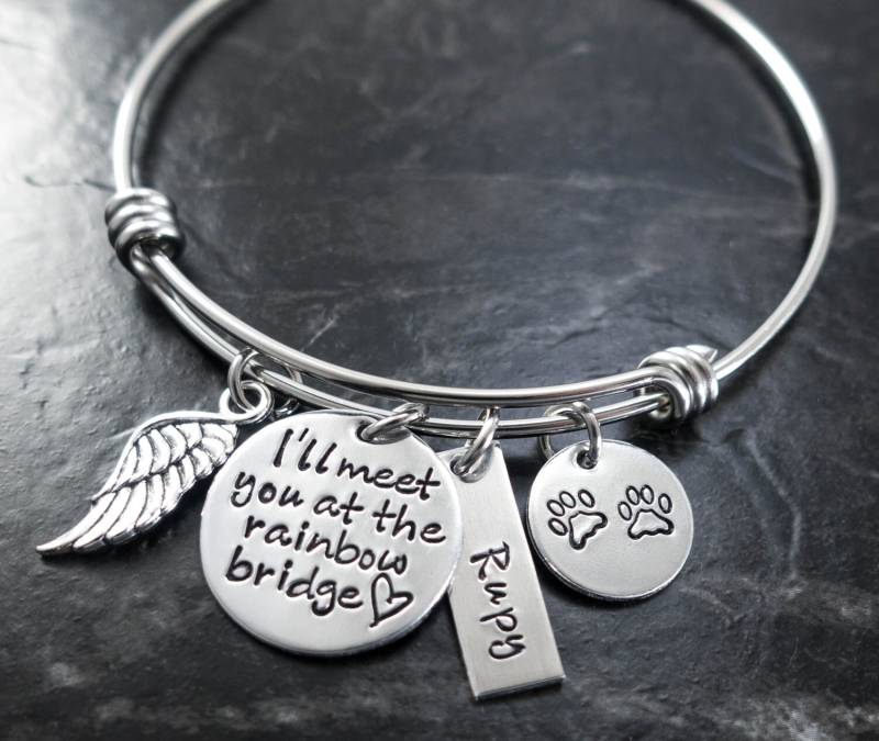Verlust Des Pet Memorial Armreif - Personalisierte Katze Hund Erinnerung Charm Armband Ich Werde Sie An Der Regenbogenbrücke Treffen Haustier von SilverImpressions