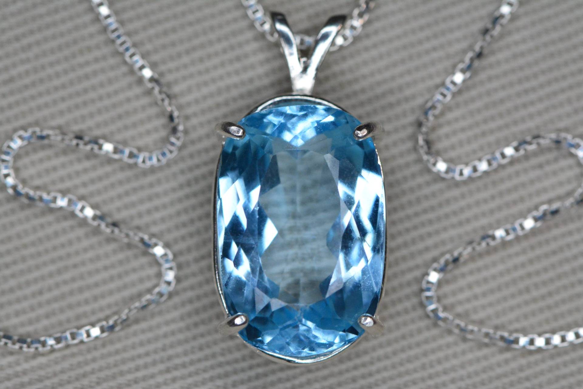 Zertifizierte Blaue Topas Halskette 10, 70 Karat Sterling Silber Echt Natur Echte Dezember Geburtsstein Schmuck Geschenk Für Sie Erde Mined Tz49 von SilverJewelery