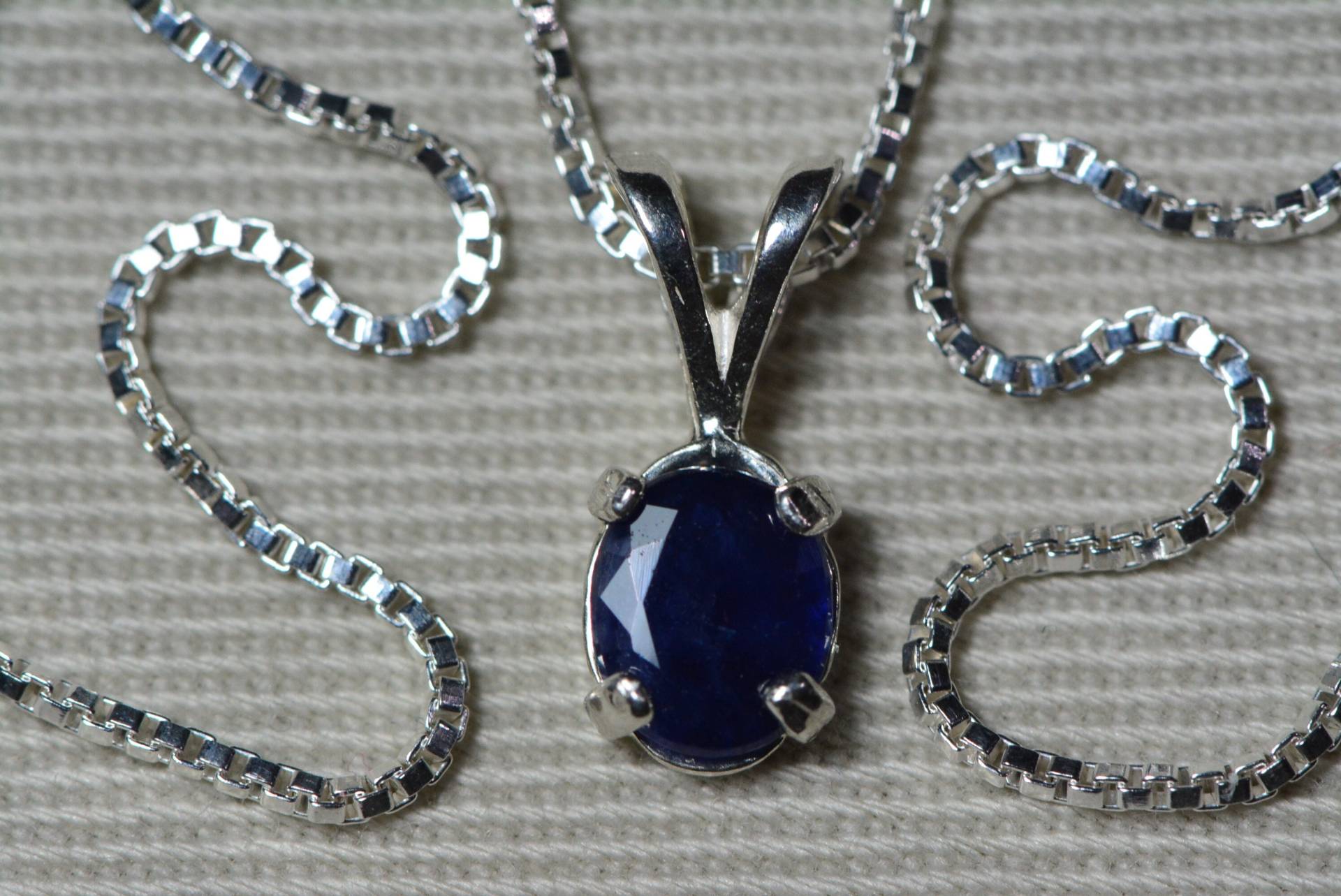Zertifizierte Saphir Halskette 0, 67 Karat September Blau Geburtsstein Anhänger Echt Echtes Natürliches Sterling Silber Schmuck Geschenk Für Sie Sn13 von SilverJewelery