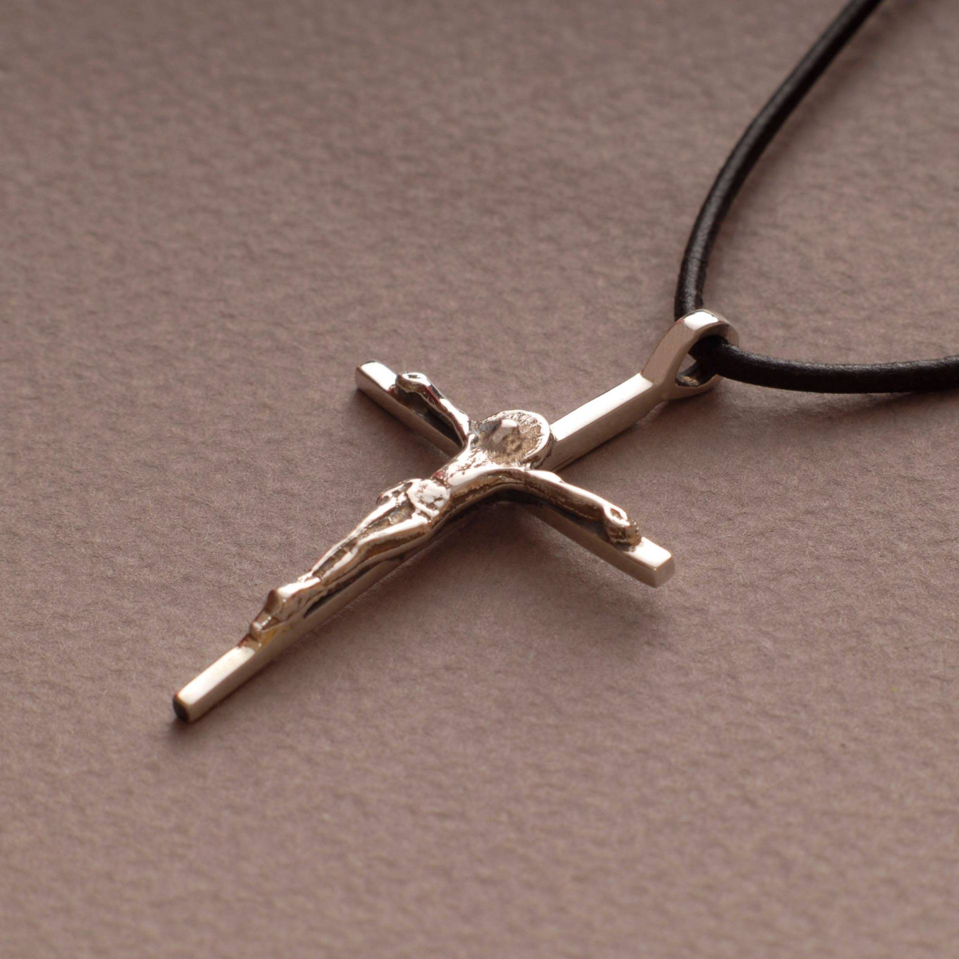Kruzifix Kreuz Halskette, Sterling Silber Jesus Christus Anhänger, Religiöser Schmuck, Taufgeschenk St664 von SilverJewellerySpot