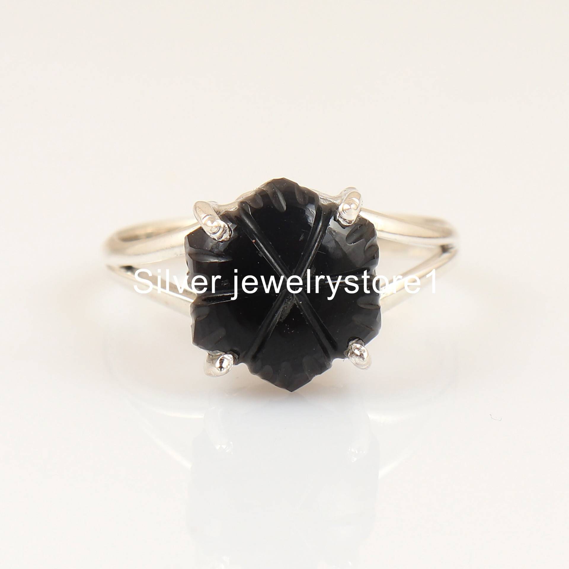 Schwarzer Onyx Ring/Handgemachter 925 Sterling Silber Designer in Blumenform Brautjungfern Geschenk Damen von SilverJewelryStore1