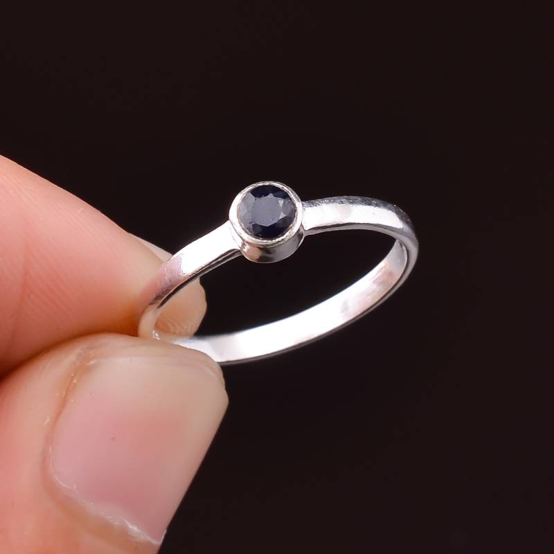Handgemachte Natürliche Blauer Saphir Sterling Silber Ring September Geburtsstein von SilverJewelryking