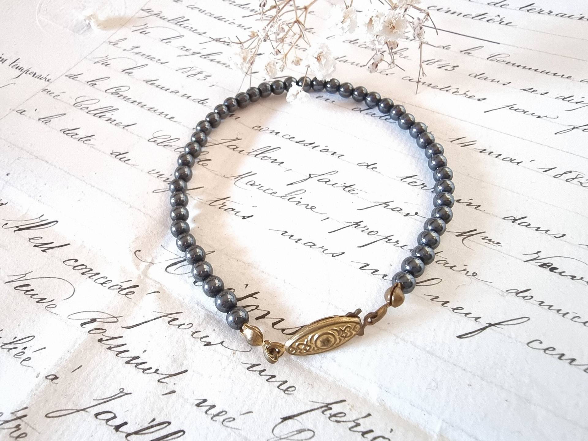 20cm | 4mm Zierliches Mid-Century Hämatit Armband, Vintage Armschmuck Grau, Anthrazit Steinkette Glänzend Messing, Boho Armkette Dunkelgrau von SilverLakeHouse